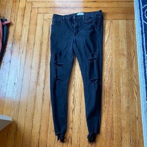 Black ripped skinny jeans